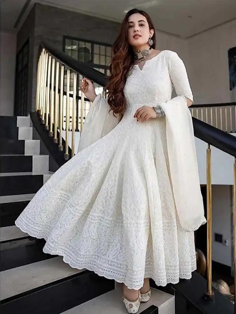 Georgette dual shade chikankari kurti with sharara dupatta set with mirror  work (#1667) - Vogue N Trends - Buy the lucknowi chikankari online at  lowest prices!!!
