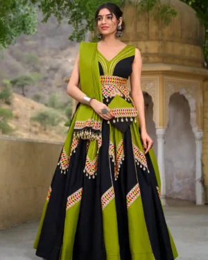 Festival-Ready Cotton Choli Skirt Set Gamthi Motifs and Kaudi Lace Touch-Up for Garba Nights